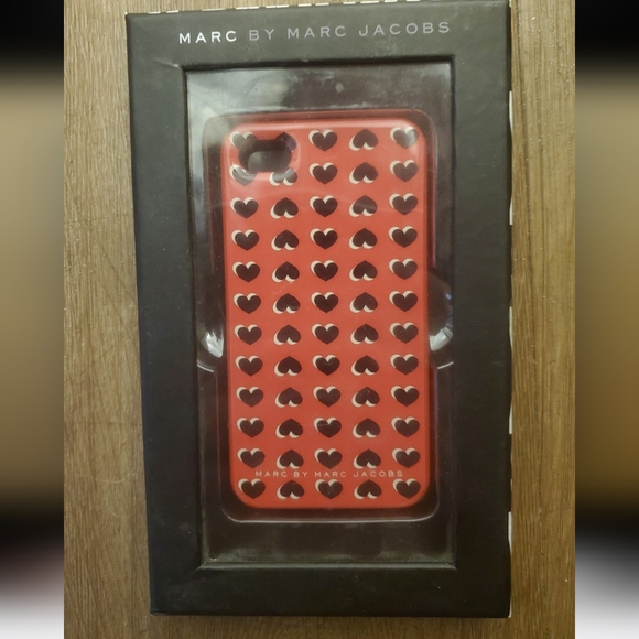 New Marc By Marc Jacobs iPhone Case. - Picture 4 of 8